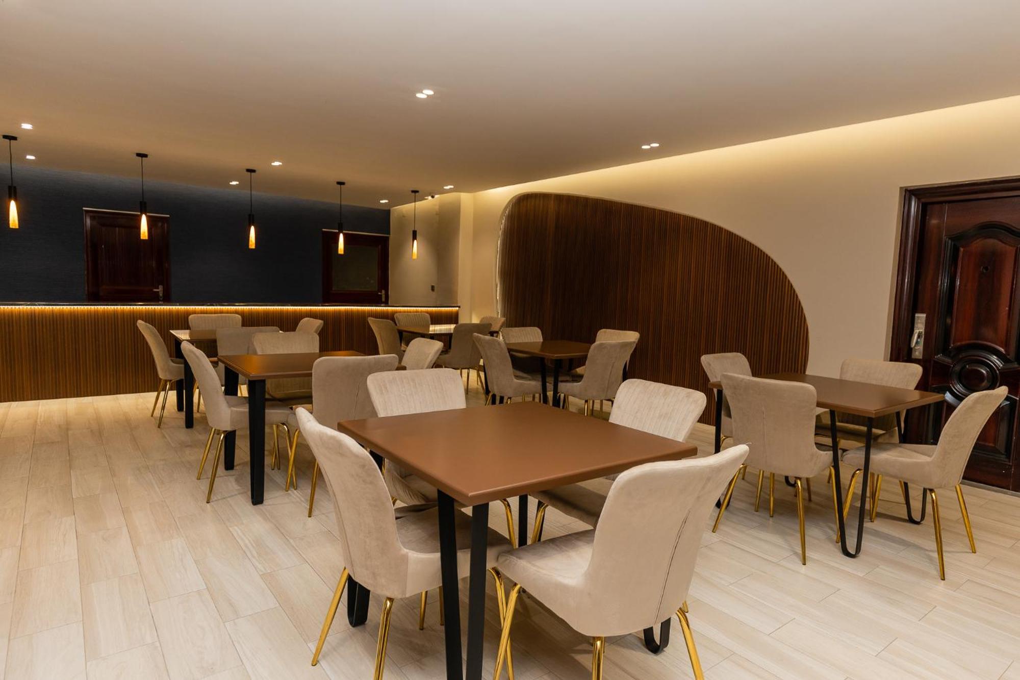 מאפוטו Perola Hotel מראה חיצוני תמונה